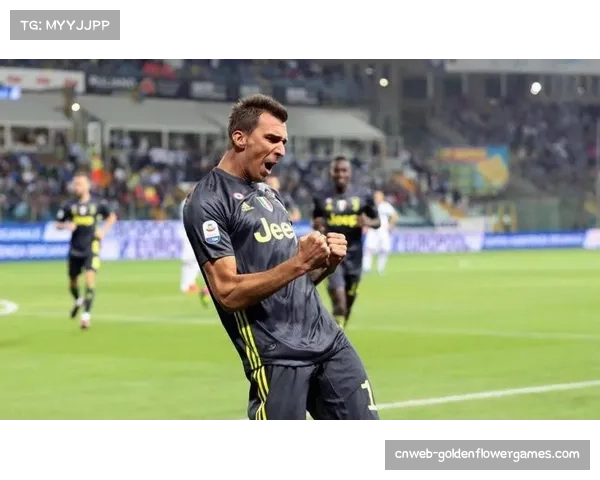 特写：终场哨响，提前夺冠无望的尤文球员神情落寞